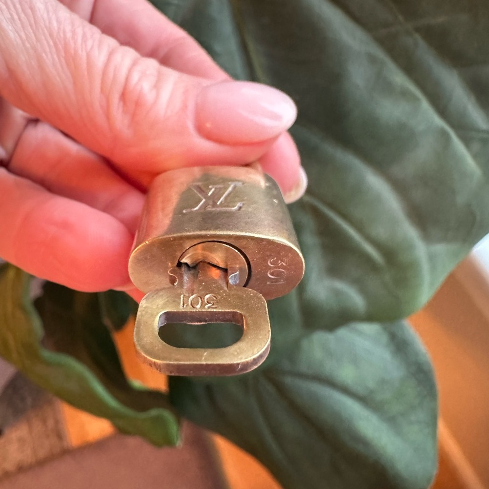 Louis Vuitton Brass Padlock with Key - 301 - Picture 5 of 5